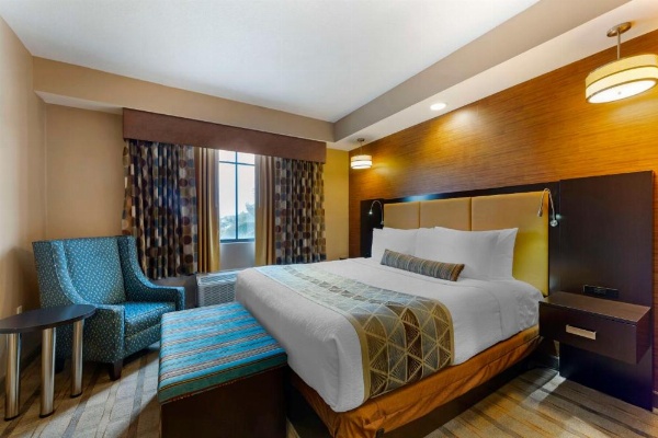 Best Western Plus Miami Executive Airport Hotel & Suites image 13